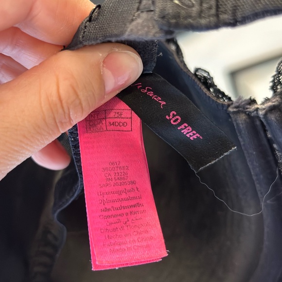 La Senza - So Free Bra - Picture 3 of 3